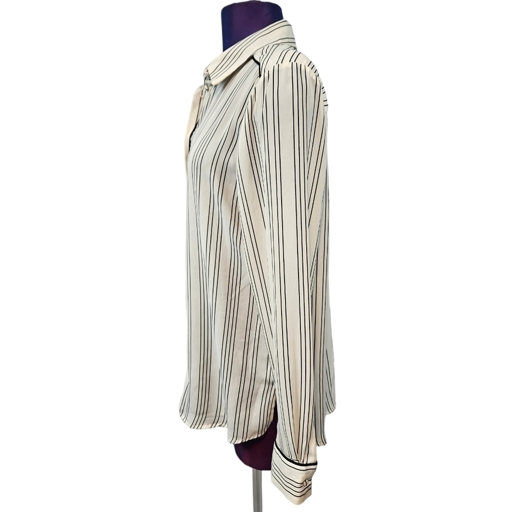 Who What Wear Striped Chiffon Button Down Blouse Size‎ Medium Women's Top - Picture 4 of 10